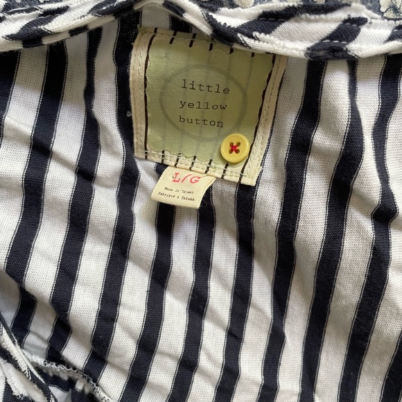 Blue and white striped T from Anthropologie. Perfect with white jeans & sandals - Picture 2 of 2